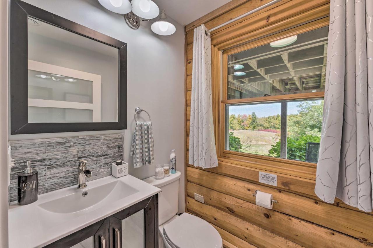 Cozy Wisconsin Studio, 11 Mi To Lake Geneva! Burlington Exterior photo